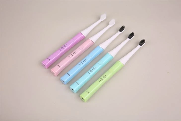 Automatic charging sonic vibration toothbrush